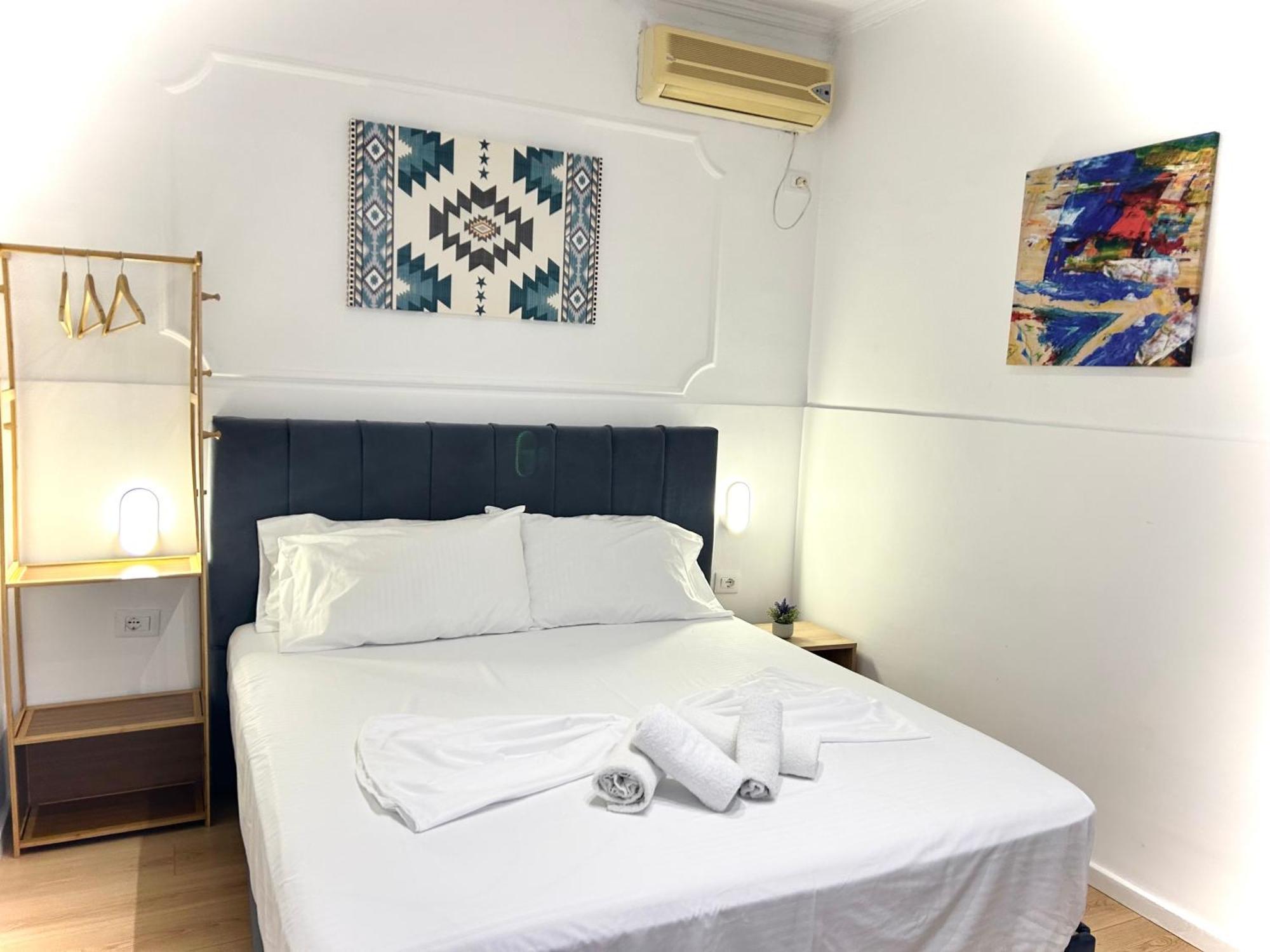 Tirana Square Hotel Ngoại thất bức ảnh