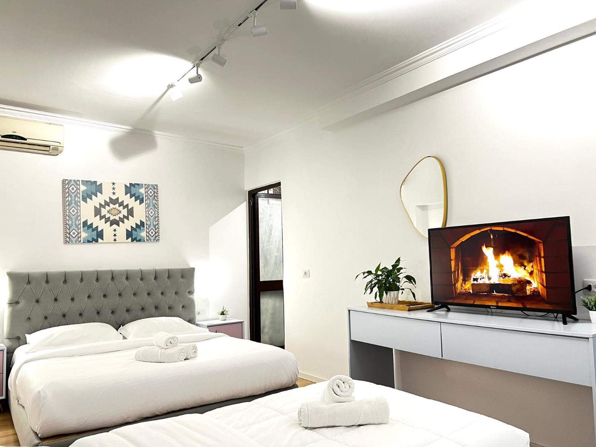 Tirana Square Hotel Ngoại thất bức ảnh