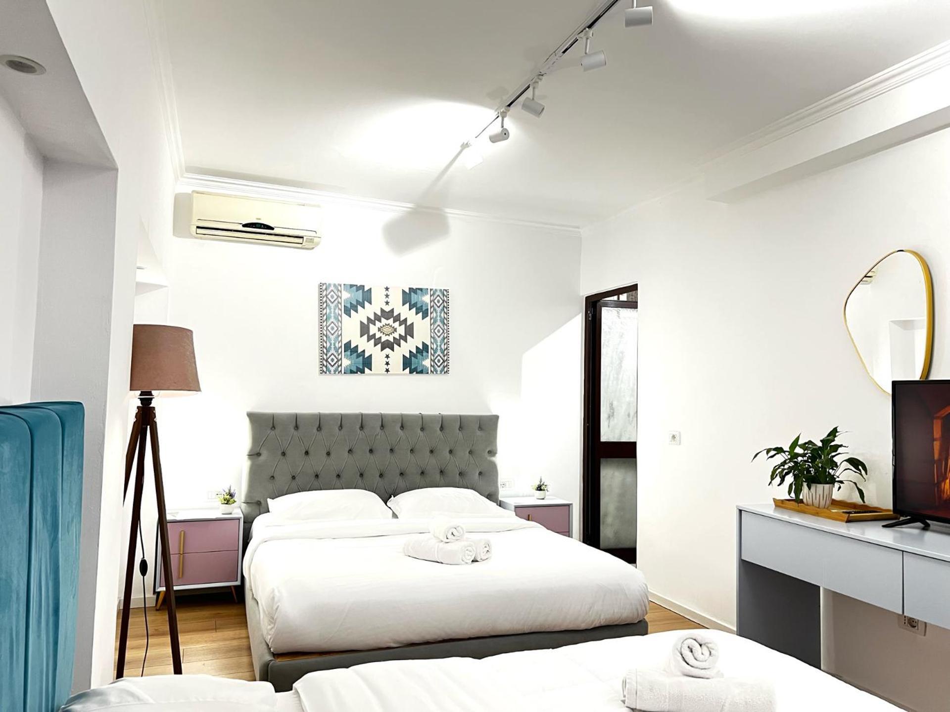 Tirana Square Hotel Ngoại thất bức ảnh