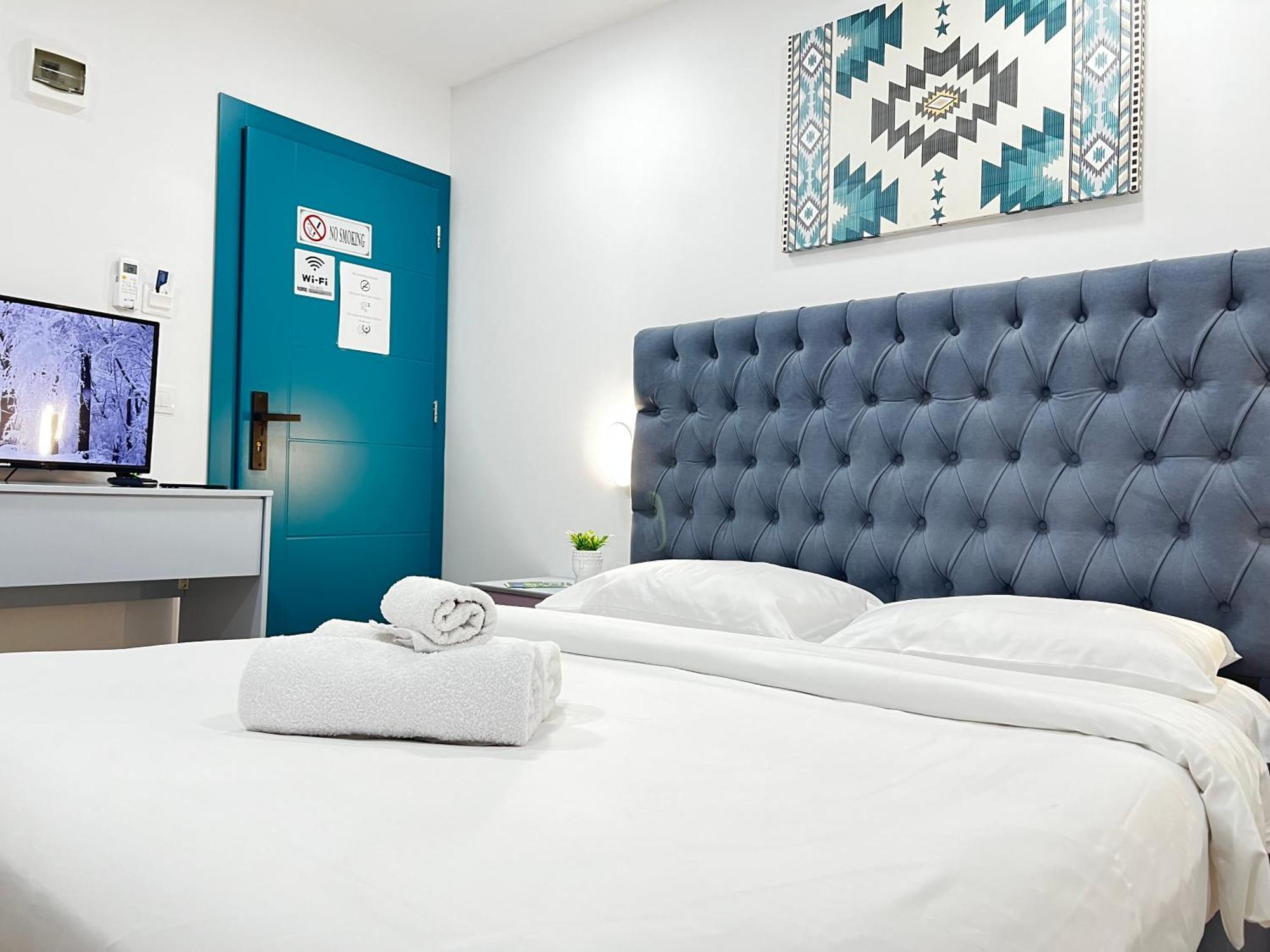 Tirana Square Hotel Ngoại thất bức ảnh