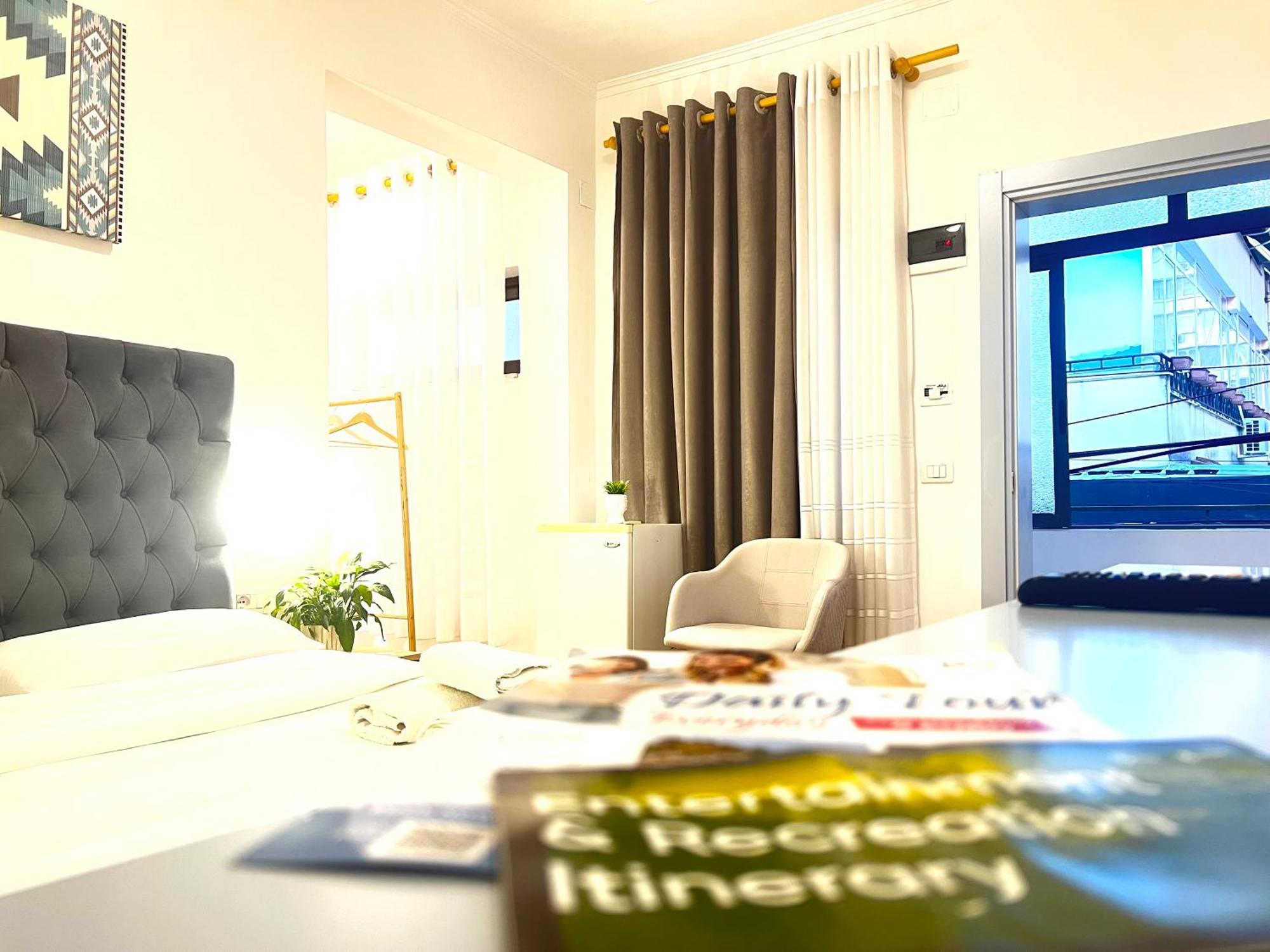 Tirana Square Hotel Ngoại thất bức ảnh