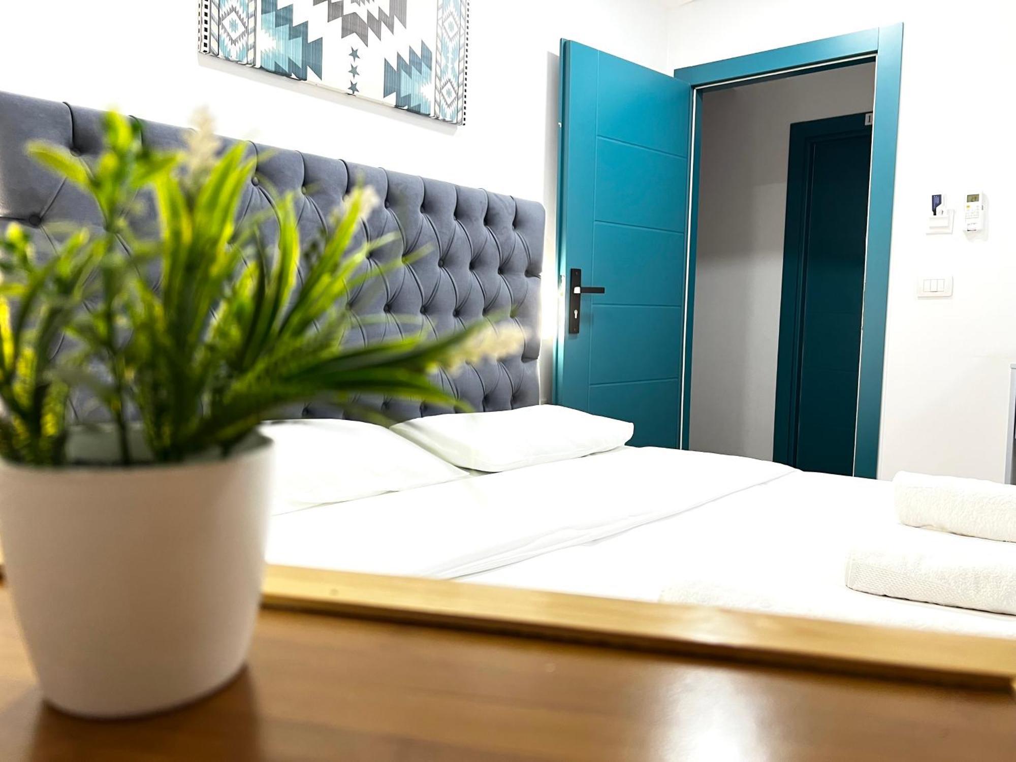 Tirana Square Hotel Ngoại thất bức ảnh